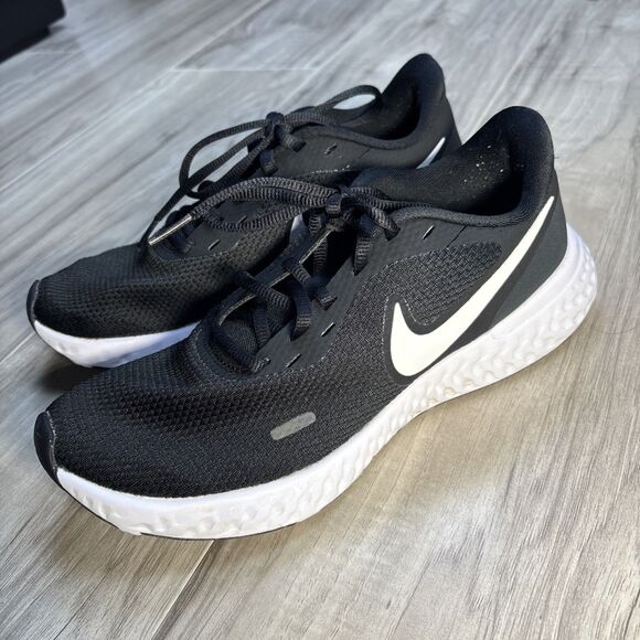 Nike Revolution 5 Womens Black White Athletic Shoes Size 8 - Picture 9 of 12